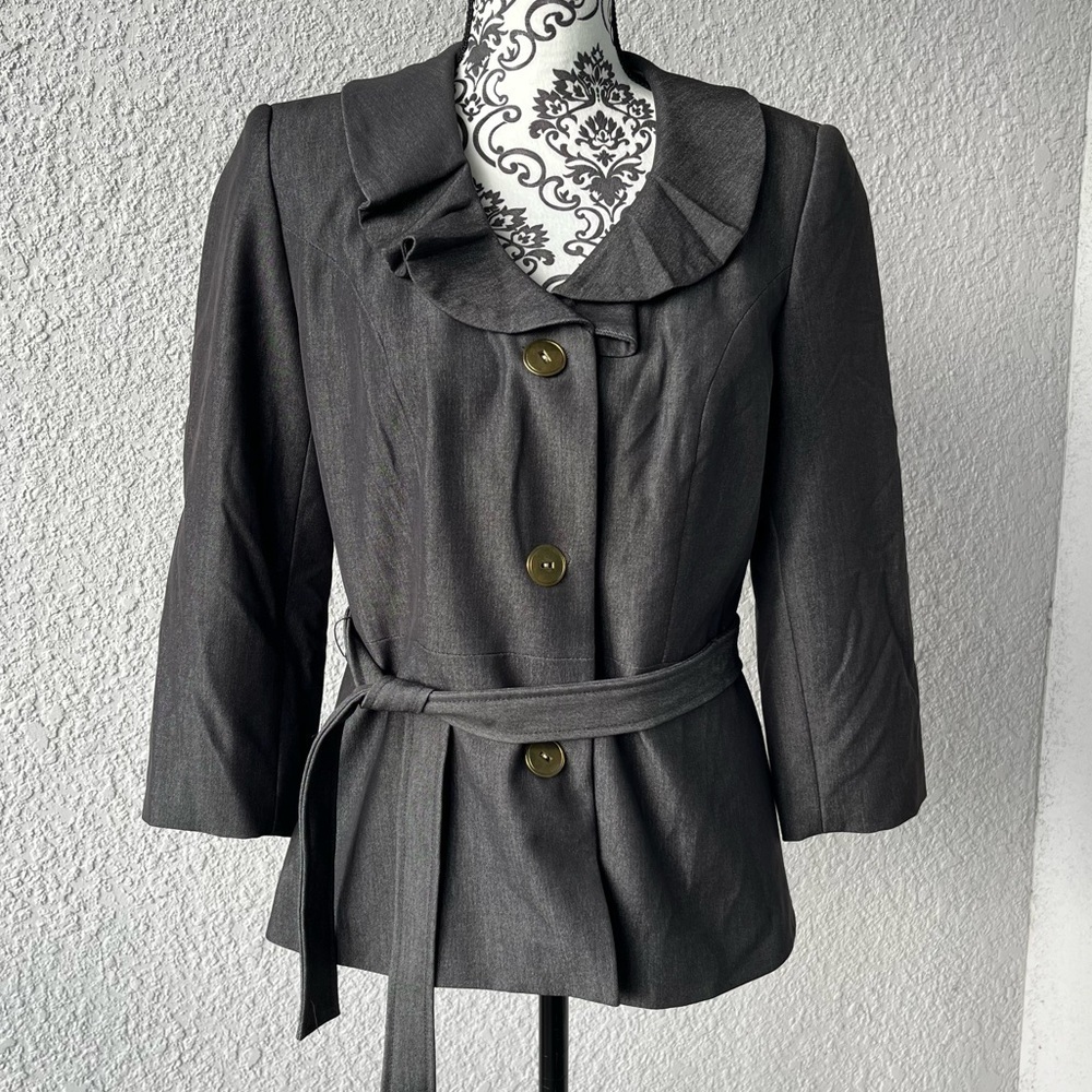 Grey Ruffle Blazer Jacket SZ 8 - Picture 4 of 10